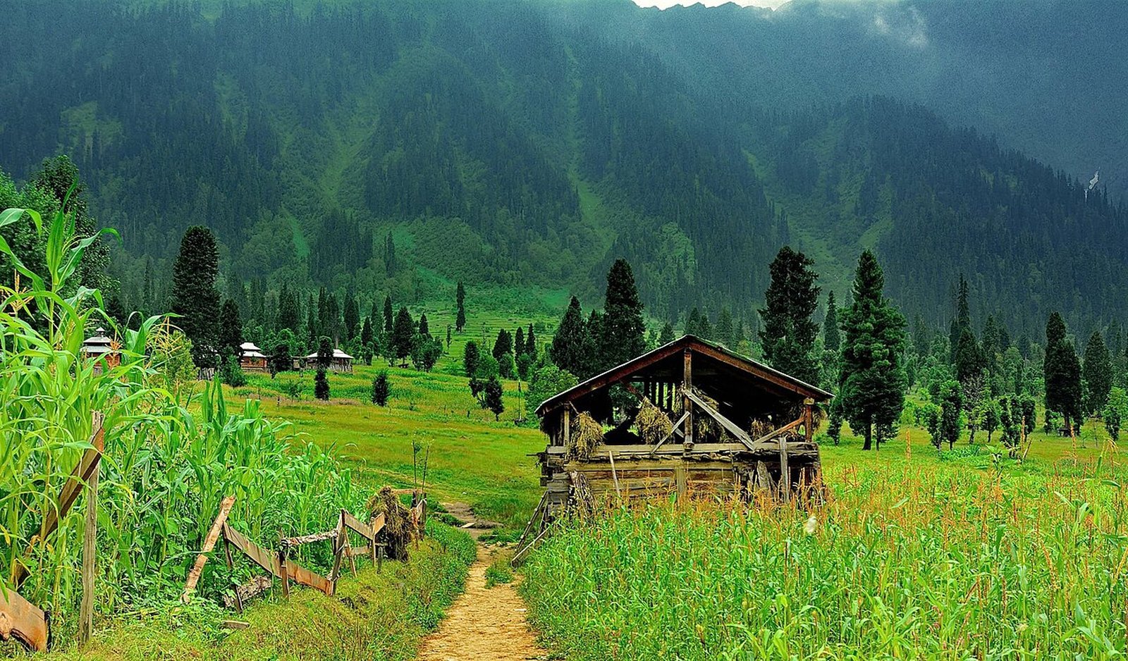 Karachi to Kashmir thumbnail